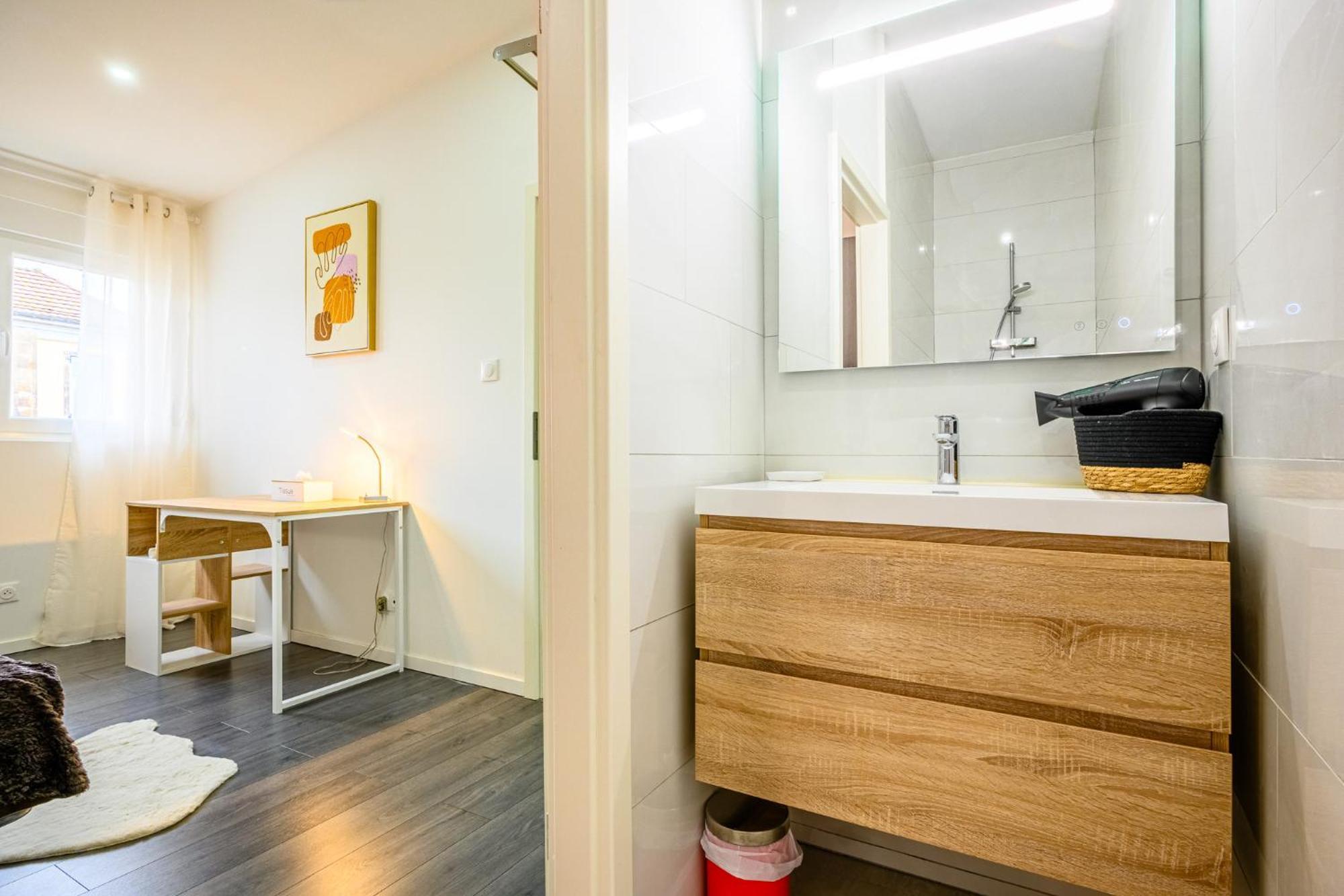 Le Charles Apartman Montbéliard Kültér fotó