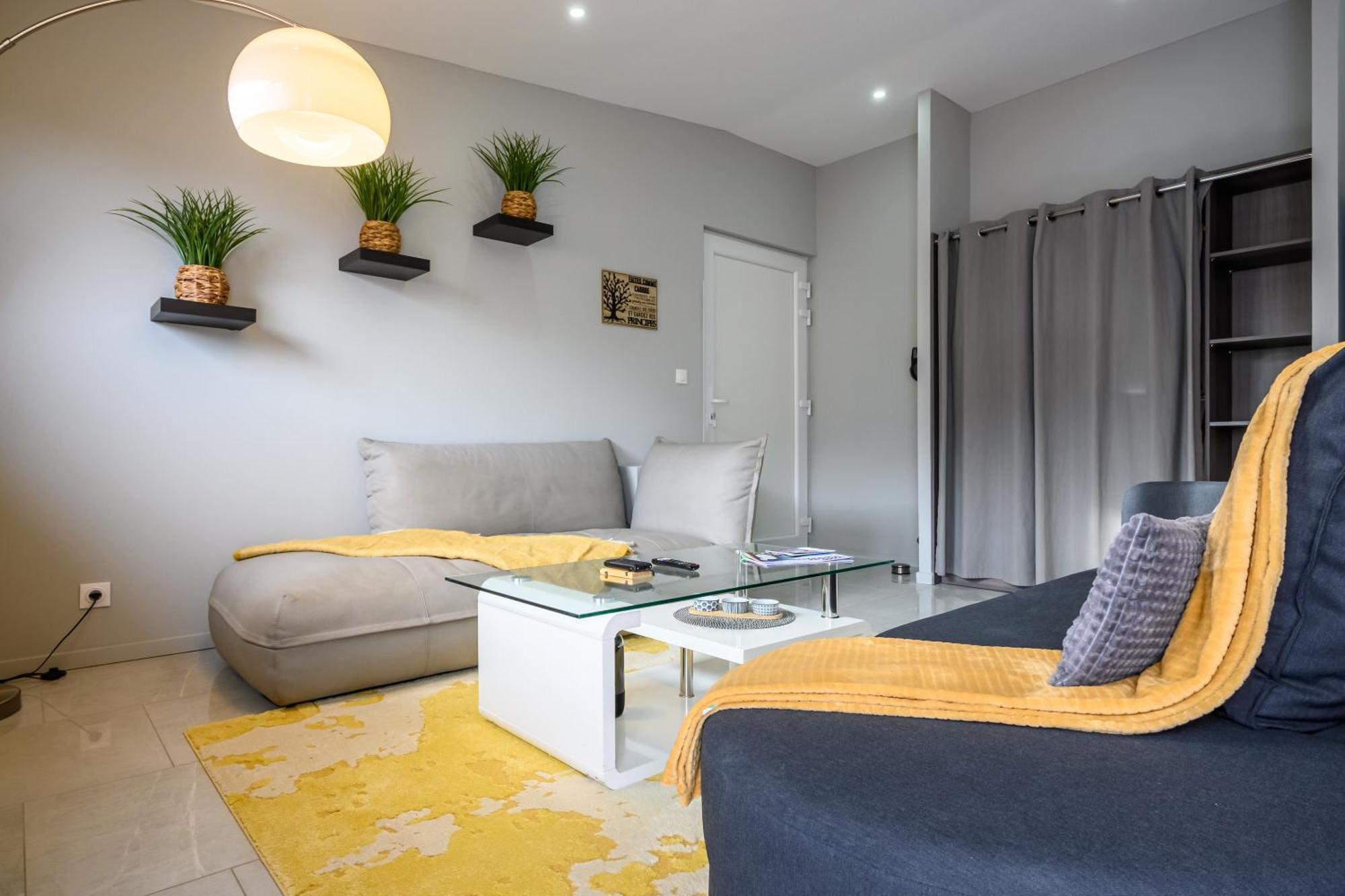 Le Charles Apartman Montbéliard Kültér fotó